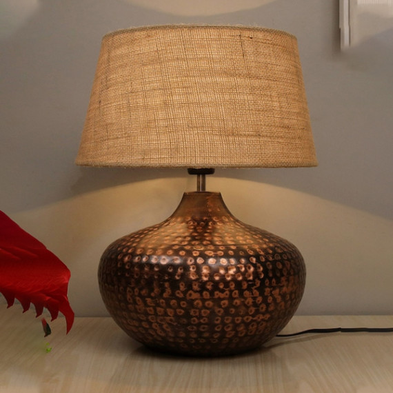 http://342977.6veg5luws.asia/products/brown-antique-hammered-table-lamp-with-jute-shade