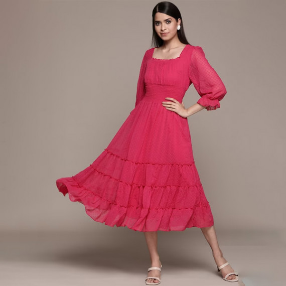 http://342977.6veg5luws.asia/products/fuchsia-solid-chiffon-smocked-tiered-midi-dress