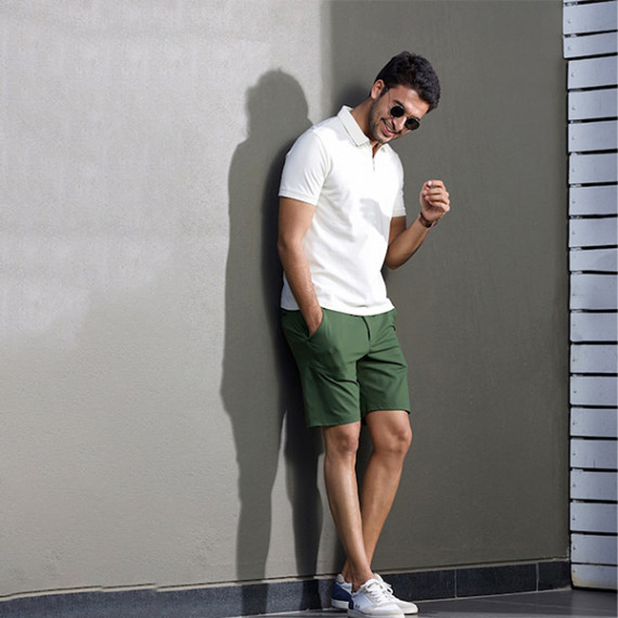 http://342977.6veg5luws.asia/products/men-green-4way-stretch-chino-shorts