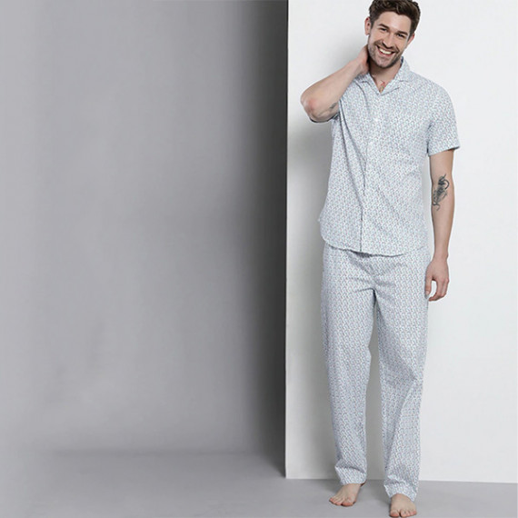 http://342977.6veg5luws.asia/products/men-white-printed-pure-cotton-night-suit