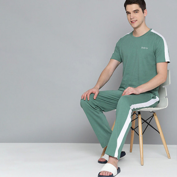 http://342977.6veg5luws.asia/products/men-green-white-side-stripes-pure-cotton-pyjama-set