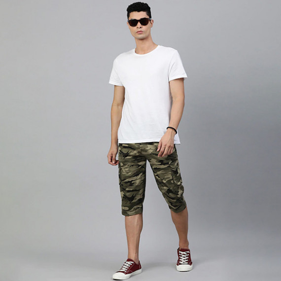 http://342977.6veg5luws.asia/products/men-olive-green-beige-camouflage-printed-pure-cotton-34th-cargo-shorts