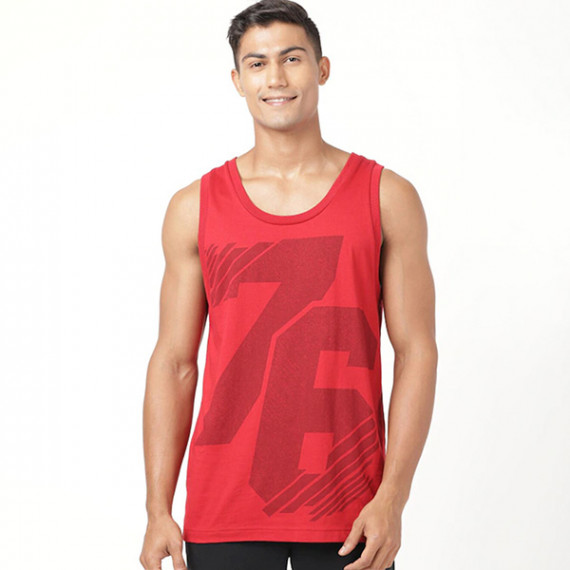 http://342977.6veg5luws.asia/products/men-red-printed-innerwear-vests