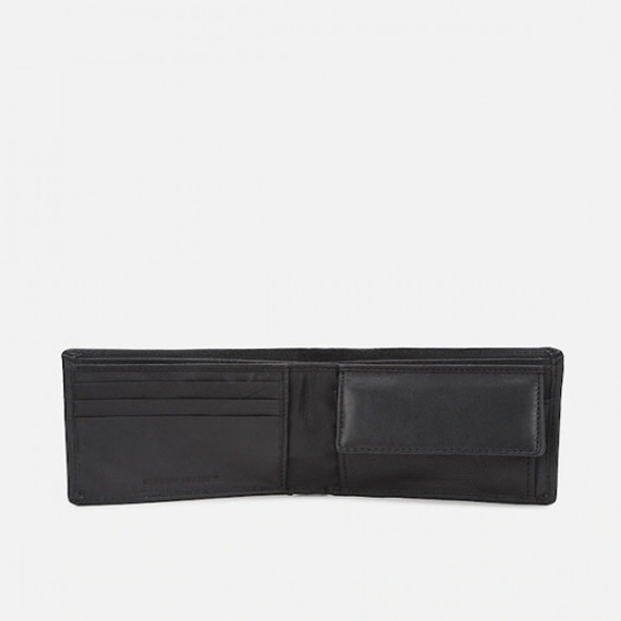 http://342977.6veg5luws.asia/products/men-textured-two-fold-leather-wallet